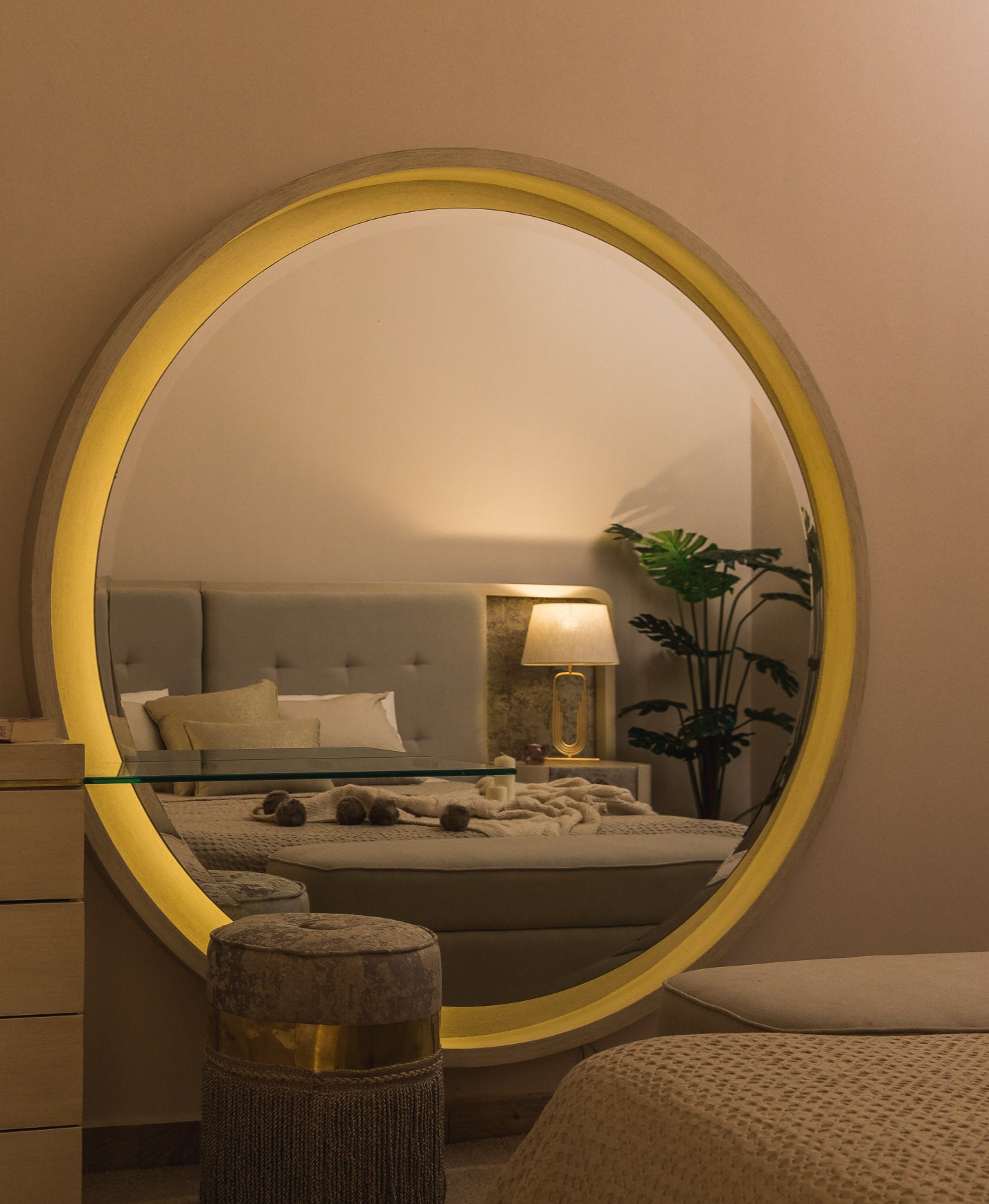 Oro Mirror
