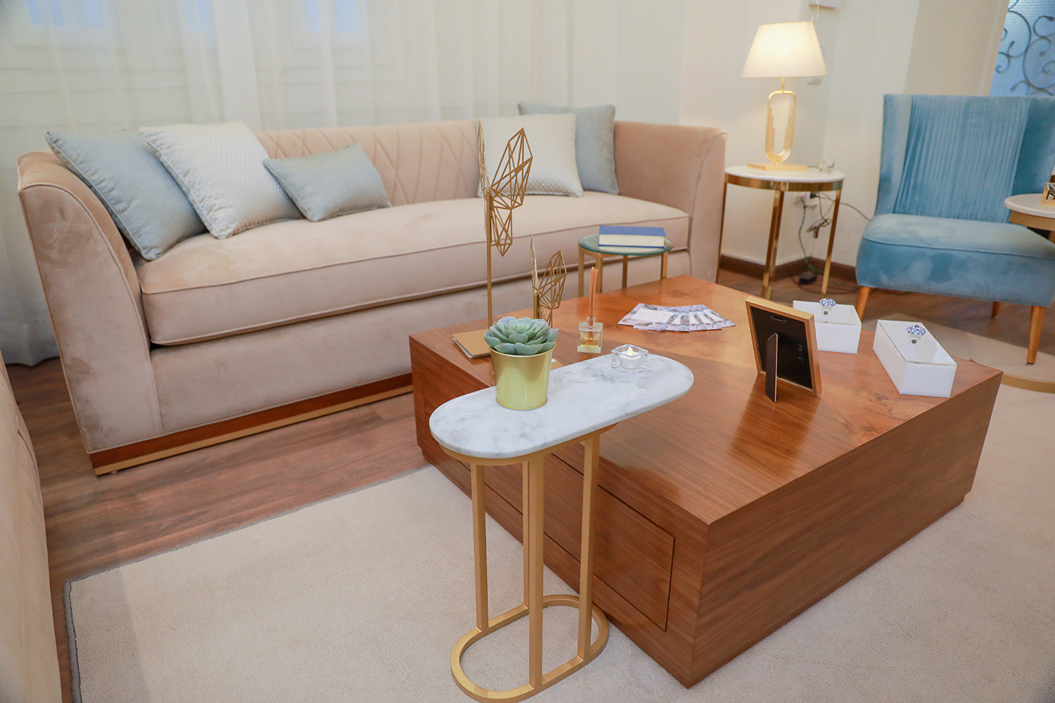 Bloom Living (2 Seats)