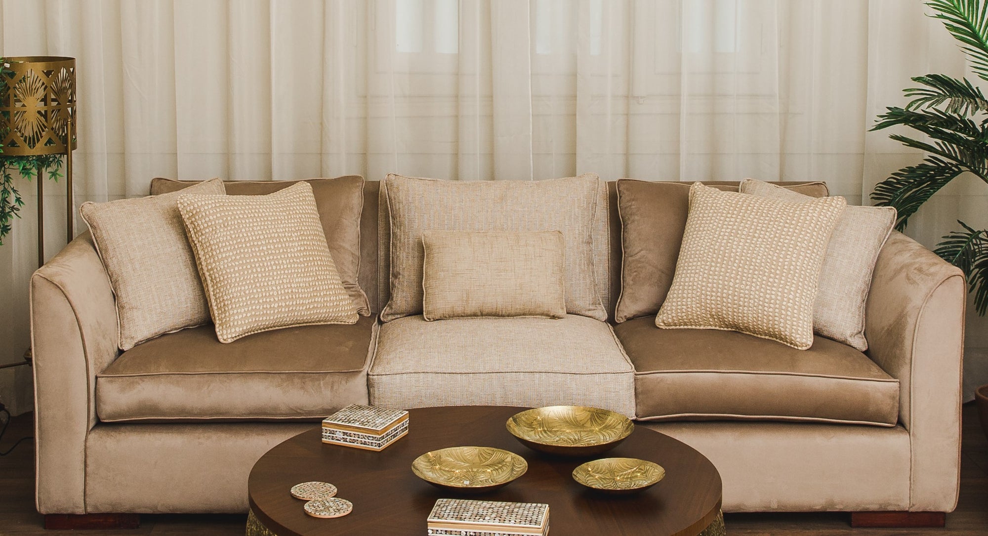 Eclectic Salon (2 Seats)