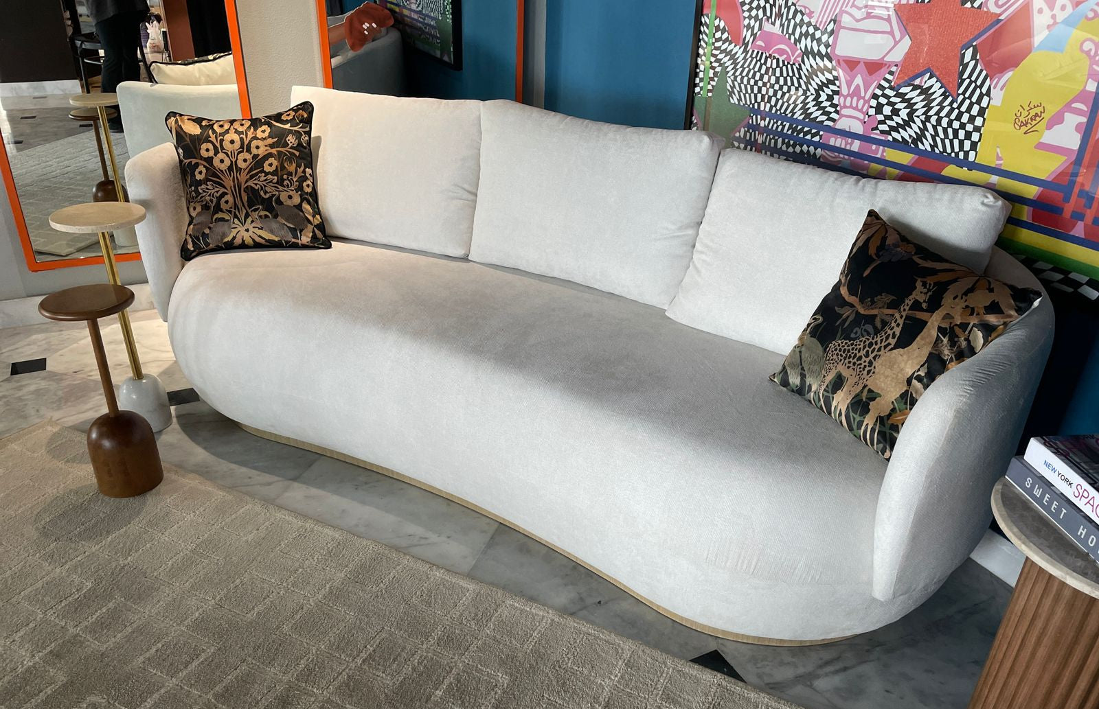 Curve Sofa Living